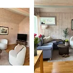 Nordic Elegance Retreat Chalet *